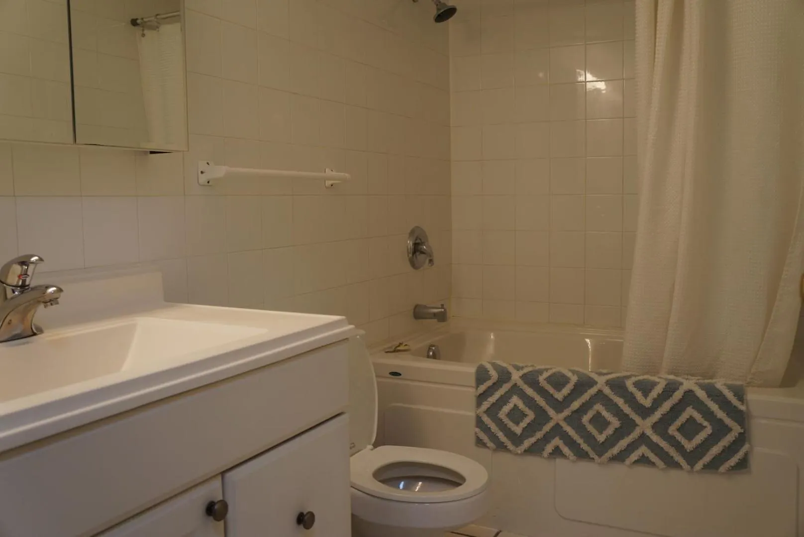Ultimate Urban Living: Trendy 2Br Townhouse In Downtown Vancouver